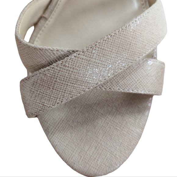 Kelly & Katie Nude Shimmer Ankle Strap Heels Size 8.5 - Picture 3 of 13